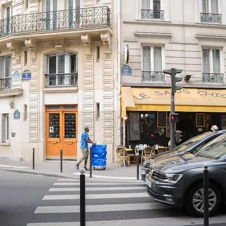 Beautiful & Bright Near Pigalle * Париж